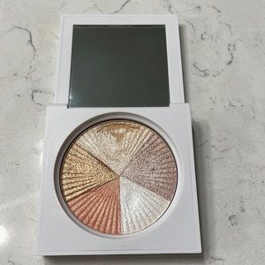 OFRA Cosmetics Highlighter